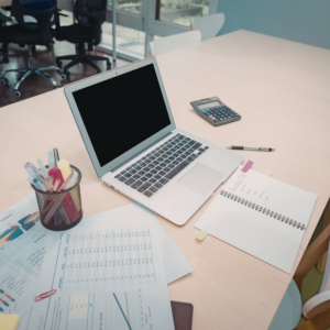 Early career student's laptop searching for roles and internships on wayup.