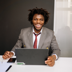 Early career student searching for roles and internships on wayup.
