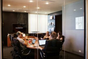 WayUp is the #1 site for college students and recent grads to get hired in California! From career tools to exclusive jobs and employer connections, WayUp helps students launch their careers with confidence.