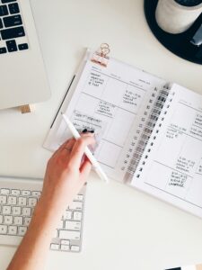 WayUp is the #1 site for college students and recent grads to get hired in California! From career tools to exclusive jobs and employer connections, WayUp helps students launch their careers with confidence.